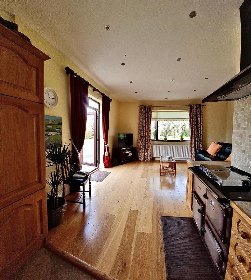 Yellow Heights Country House Tinahely Экстерьер фото